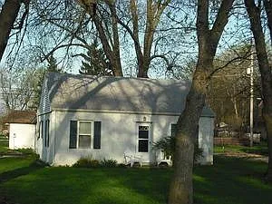 300 Anderson Ave photo 1