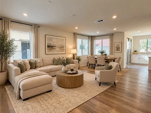 1454 E Laurelwood Dr, San Bernardino, CA 92408