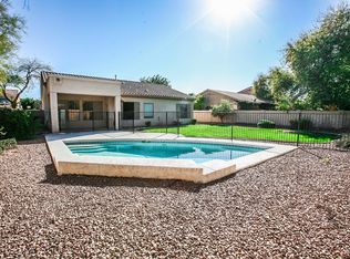 978 E Loma Vista St, Gilbert, AZ 85295