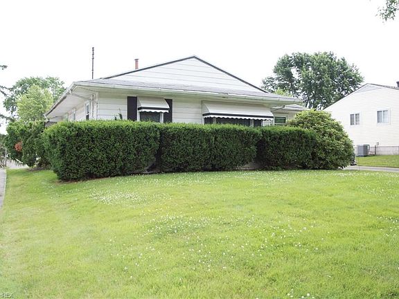 3rd image of 645 Burdie Dr