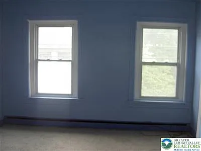 110 E Raspberry St — Photo 12