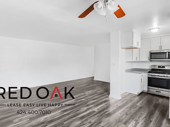 3rd image of 7502 Canby Ave #4
