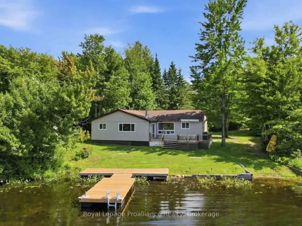159 A Grannys Ln, Addington Highlands, ON K0L 1W0