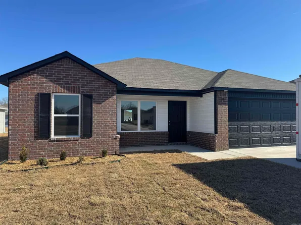 28 Hearthstone Trl, Vilonia, AR 72173