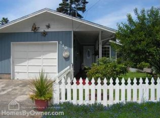 510 Kings Ave, Lakeside, OR 97449