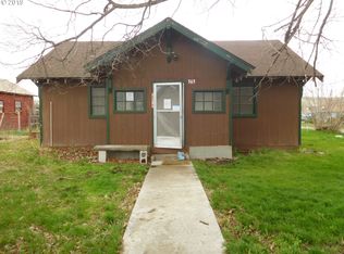 565 S 4th St, Union, OR 97883