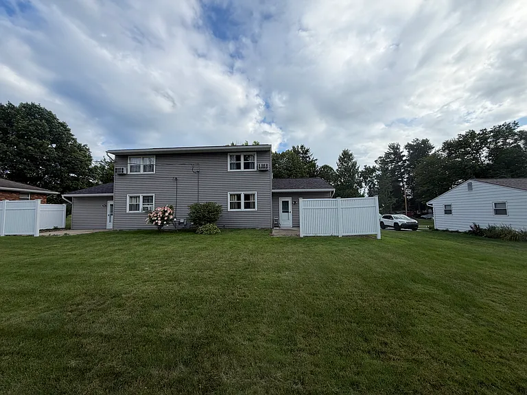 1808 Cher Ct #1808 — Photo 24