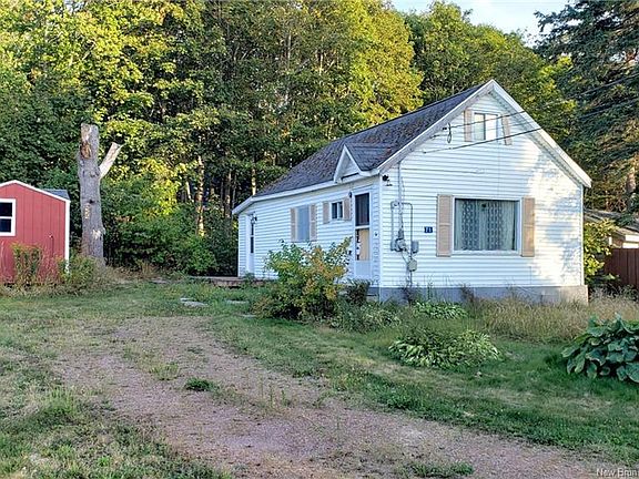 2nd image of 71 Squire St