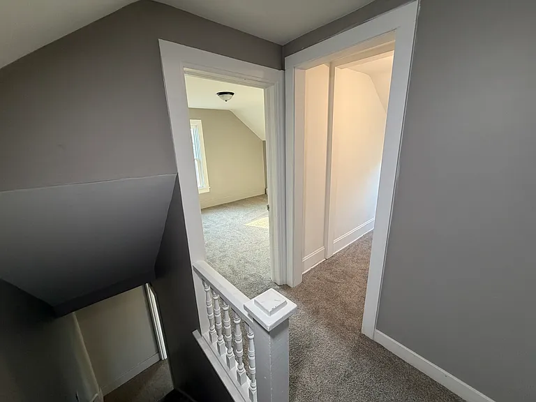314 S Lake St #B — Photo 10