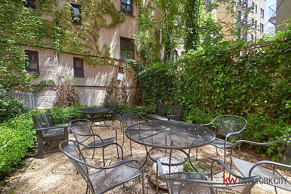 Rented by Keller Williams NYC | media 17