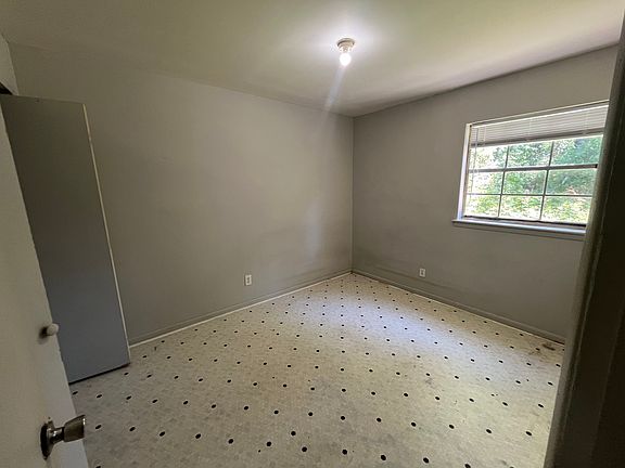 5th image of 209 Ansley Drive Ext #32-43