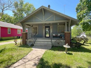 705 S 3rd St, Madison, KS 66860