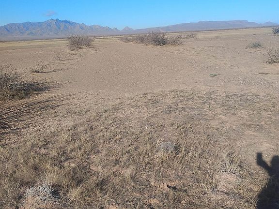 5th image of Ponderosa Rd SE