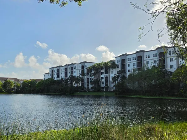 1690 Renaissance Commons Boulevard #1429, Boynton Beach, FL 33426