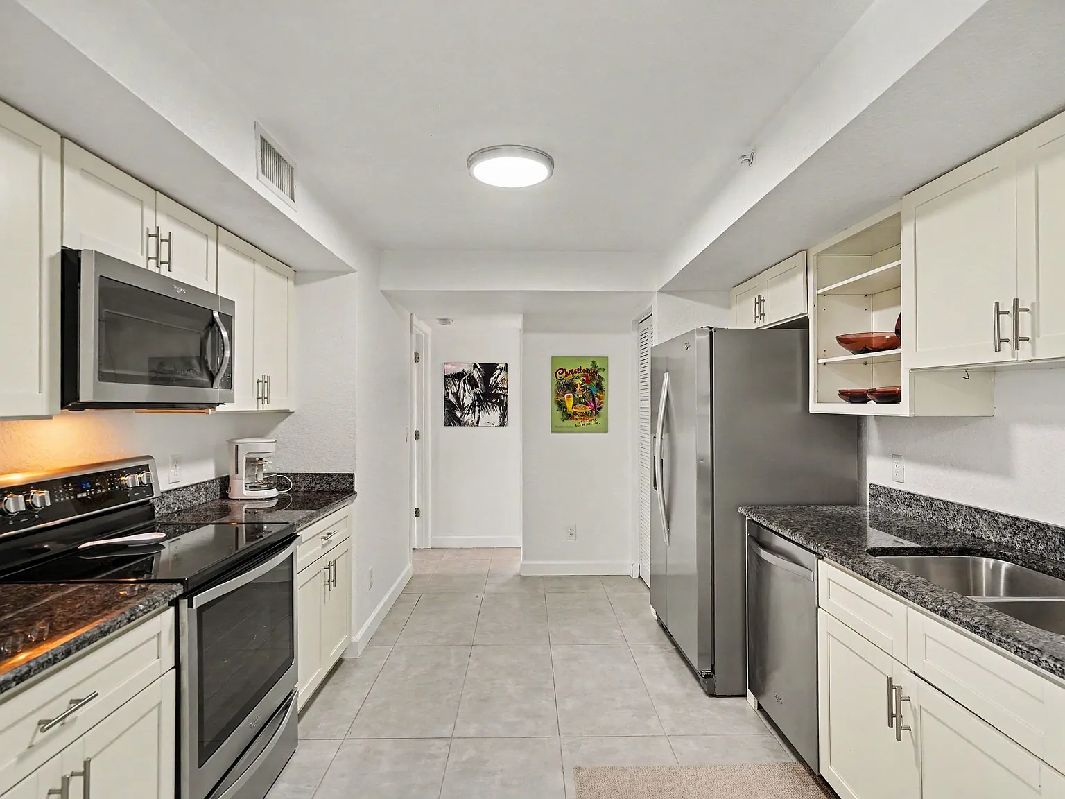 2 bed, 935 sqft, $1,850 — Photo 3