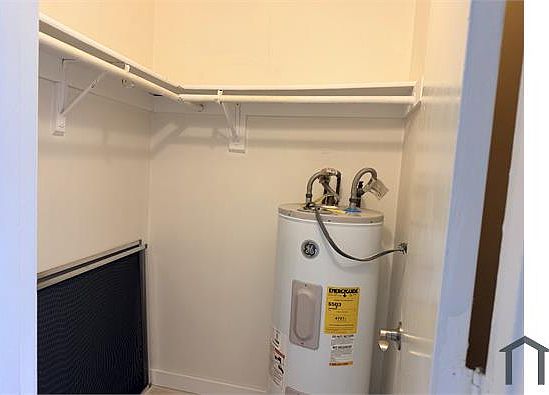 5th image of 5174 NE 6th Ave APT 526