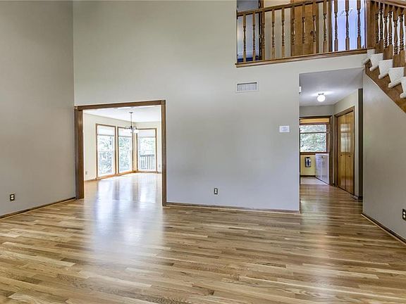 2nd image of 6498 N Sioux Dr