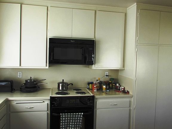 2nd image of 2710 Balboa St
