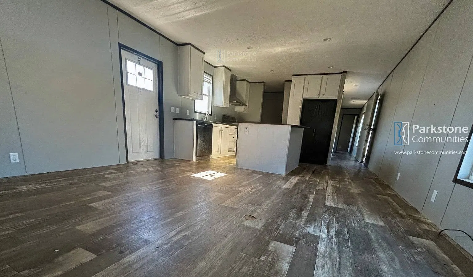3 bed, 2.0 bath, $999 — Photo 3