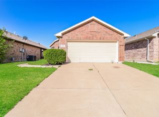 6029 Melanie Dr, Fort Worth, TX 76131