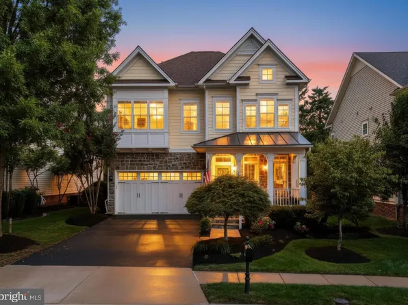 42746 Explorer Dr, Ashburn, VA 20148