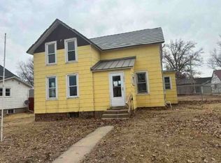 206 W Lincolnway St, Wheatland, IA