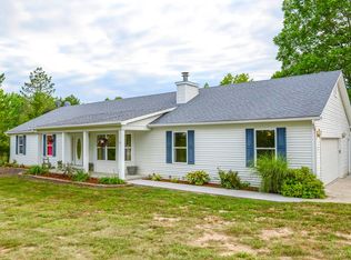 187 Pebble Creek Dr, Elsberry, MO 63343