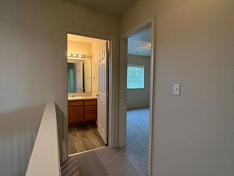 9904 Mia Ln — Photo 21