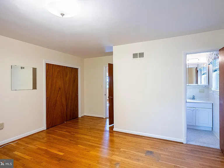 6608 Fairlawn Dr — Photo 18