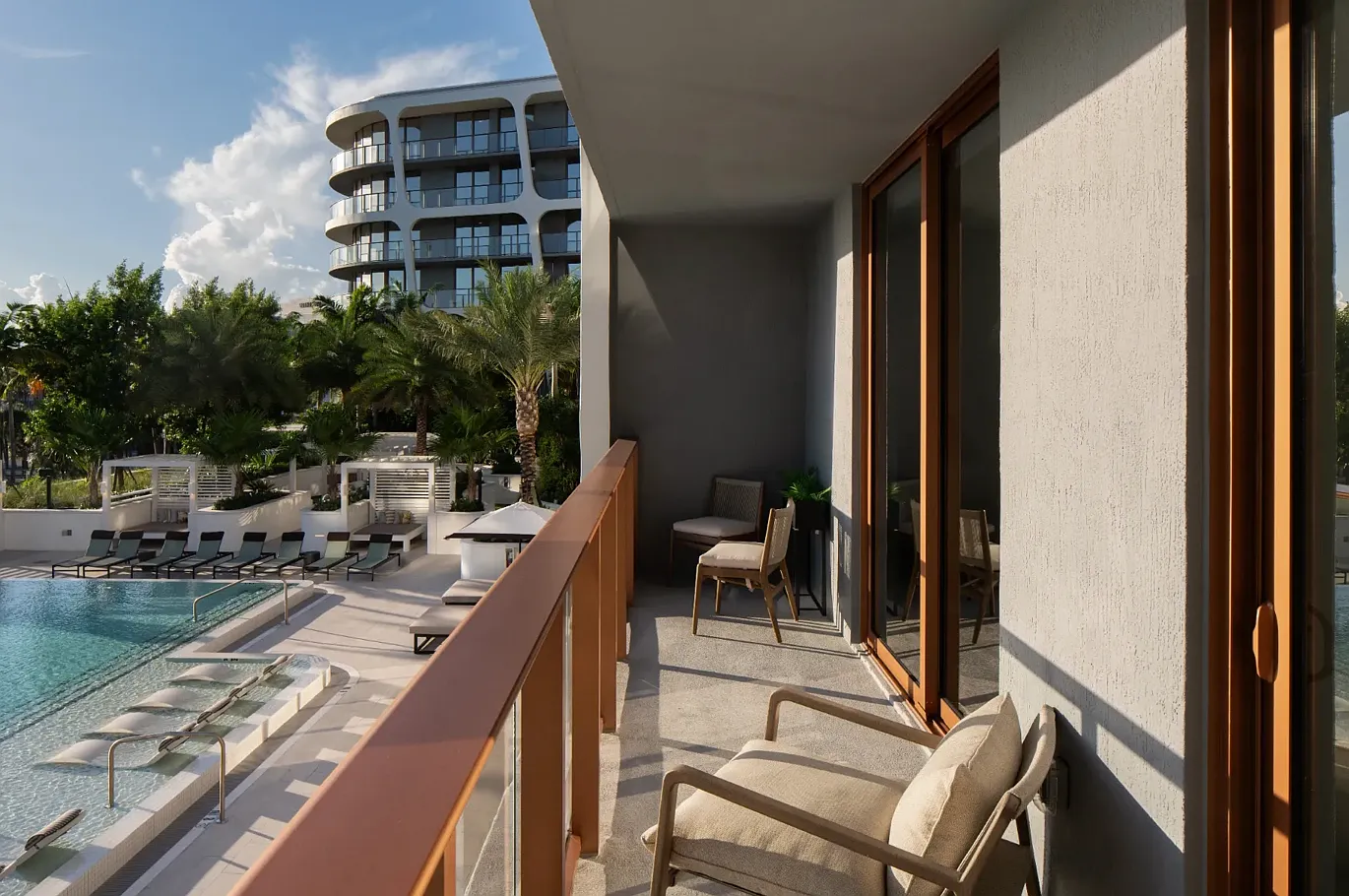 2 bed, 1050 sqft, $5,890 — Photo 3