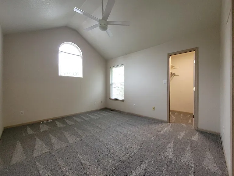 205 SW South Ave — Photo 19