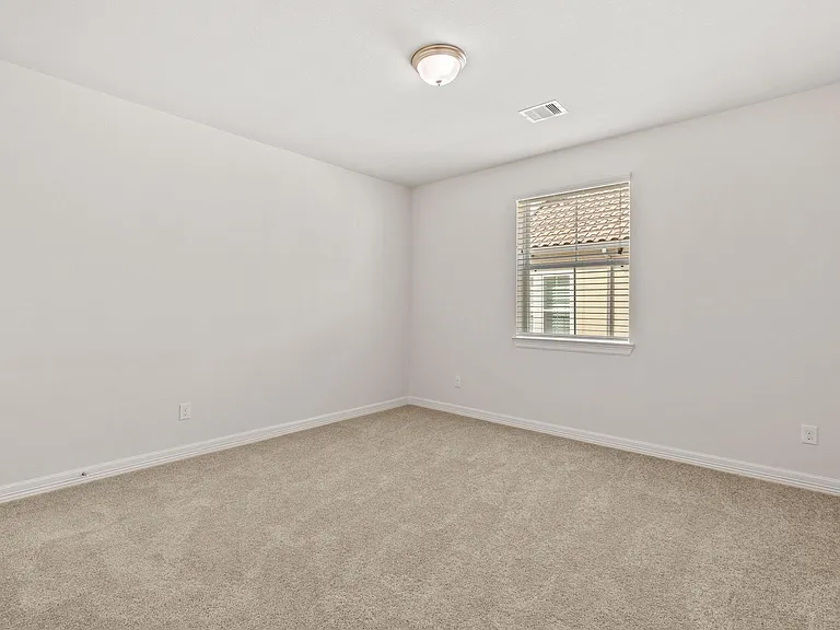 14 W Oaks Dr — Photo 16