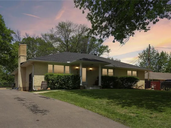 5310 Yecker Ave, Kansas City, KS 66104