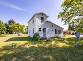 389 N Perry St, Barryton, MI 49305