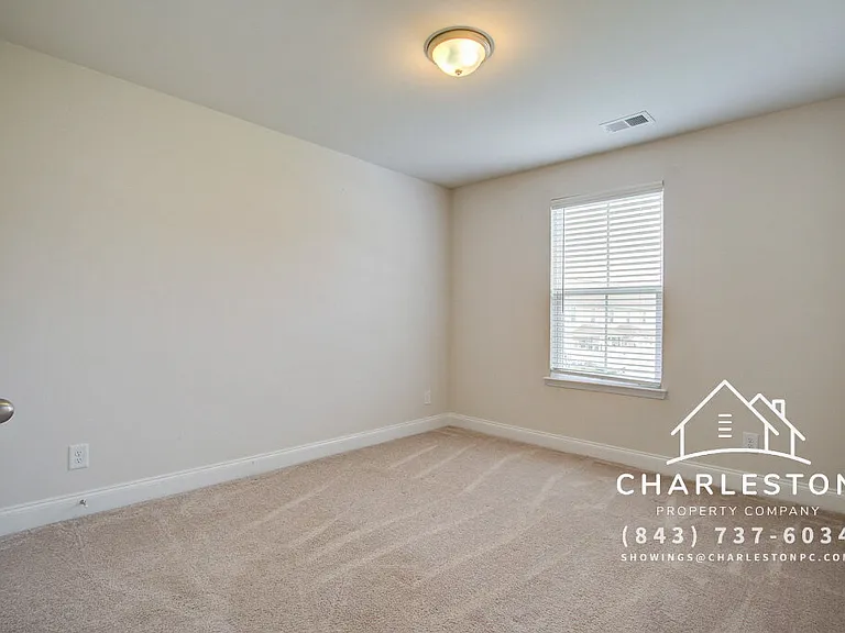 7824 Montview Rd — Photo 6