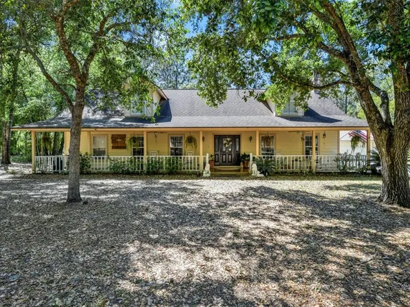 5251 Pikeview Rd, Dade City, FL 33523