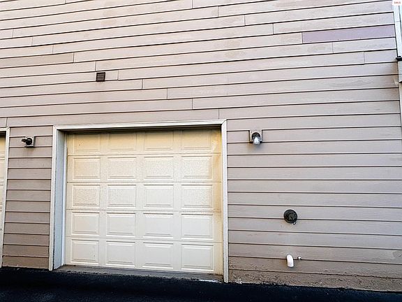 5th image of 1807 Culvers Dr APT 7