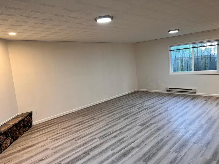 342 Skyline Dr — Photo 8