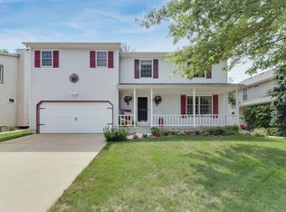 1711 Fairfield Dr, Normal, IL 61761