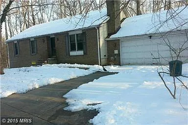 17813 Queen Anne Rd photo 1