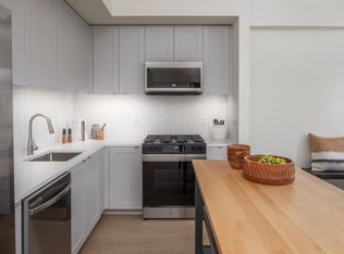 Willow, Lake Oswego, OR 97035