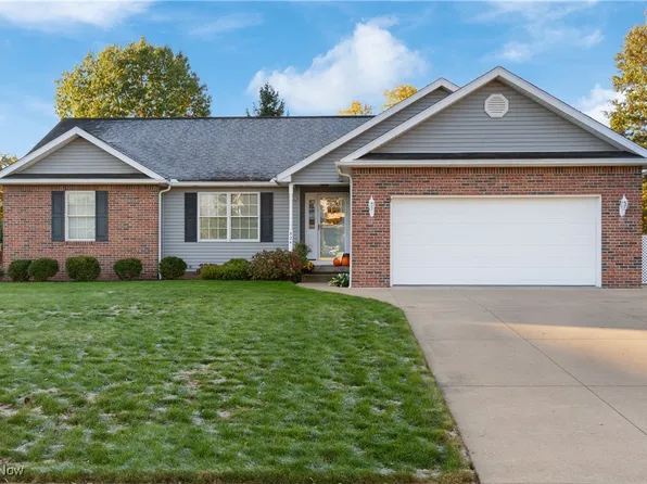 524 Glenbar St, Louisville, OH 44641