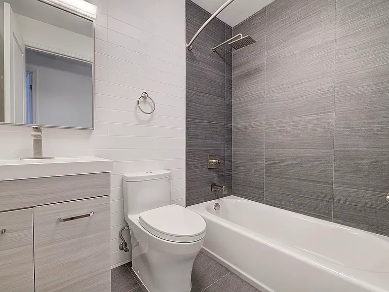 539 9th Ave #3FL1 — Photo 9