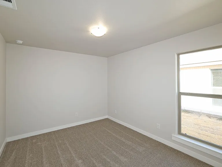 3003 Swenson St — Photo 14