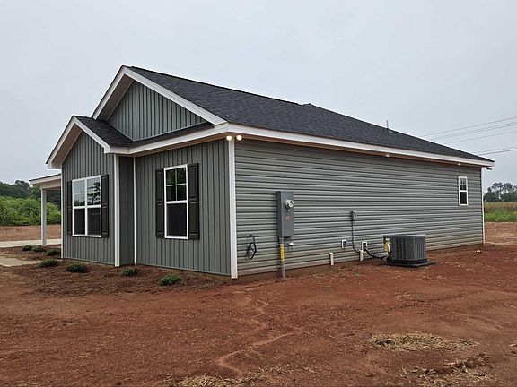 2nd image of 3 Storm Branch Rd