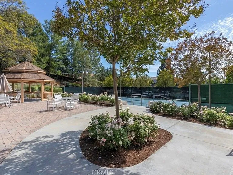 28621 Mill Pond — Photo 30