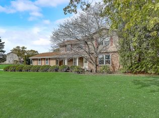 124 W Pembroke Way, Wales, WI 53183