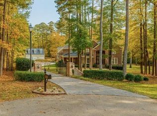 5 Highcross Ct, Raleigh, NC 27613