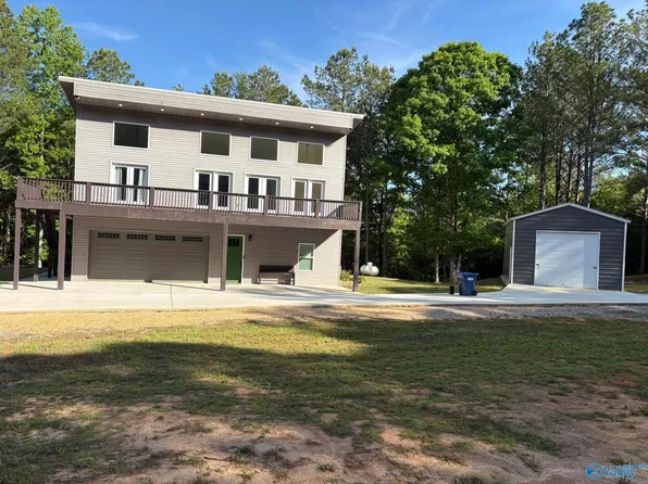 634 Champion Rd, Oneonta, AL 35121