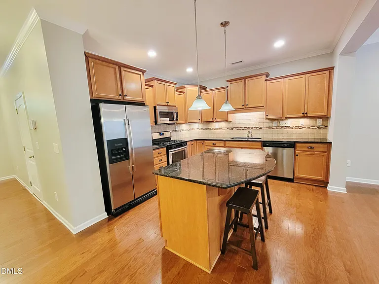 2425 Swans Rest Way — Photo 11